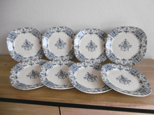 HUIT ASSIETTES PLATES FAIENCE