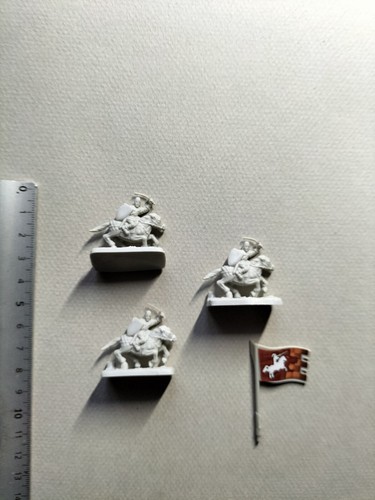 Cavalry miniature unit - x,