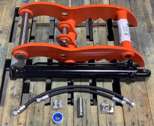 Black kubota hydraulic mini - kubota,