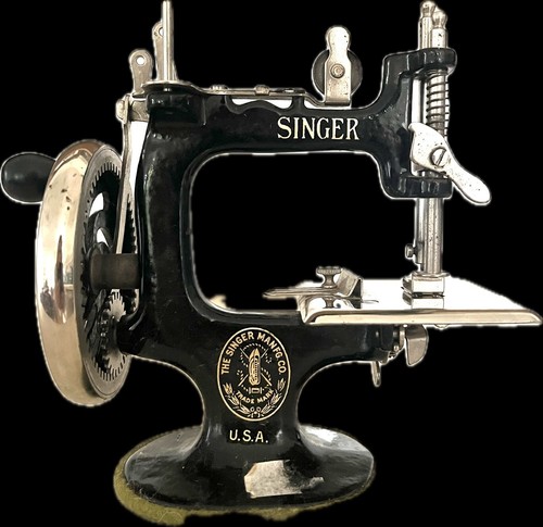 Ancienne machine coudre - ancienne, à