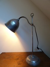 Ancienne lampe monte et baisse