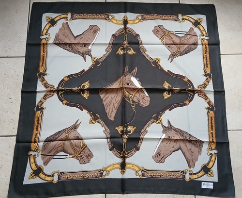 Beau carré foulard vintage - beau,
