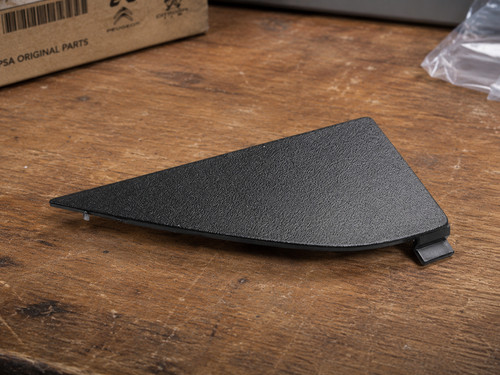 Triangle casquette de - de,