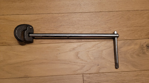 Clé lavabo