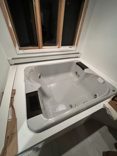 Jacuzzi white corner indoor - corner,