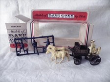 SUPERBE CHARIOT HIPPOMOBILE DE