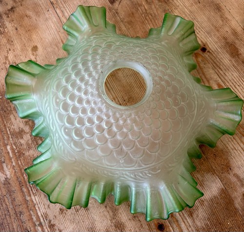 Ancien abat jour - tulipe, verre