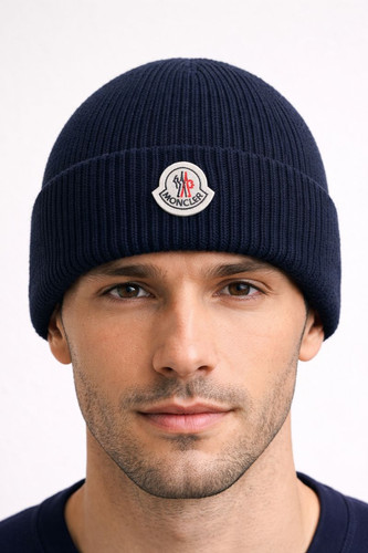 Bonnet moncler neuf - moncler, jamais