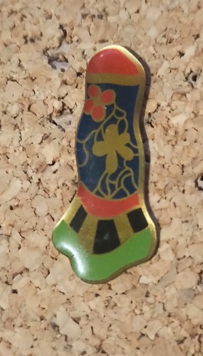 Pin niki saint - niki,