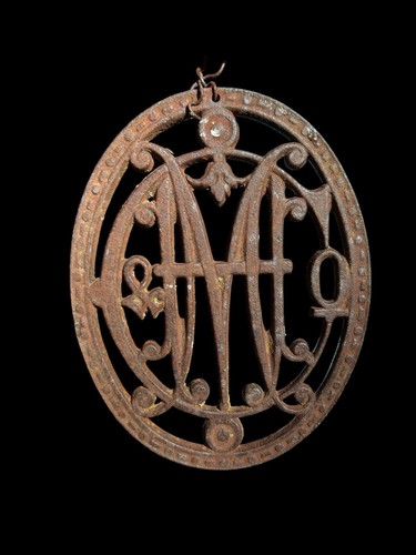 Plaque fonte initiale - plaque,