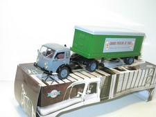 RENAULR FAINEANT grands moulins de paris, exception semi trailer truck 1:43