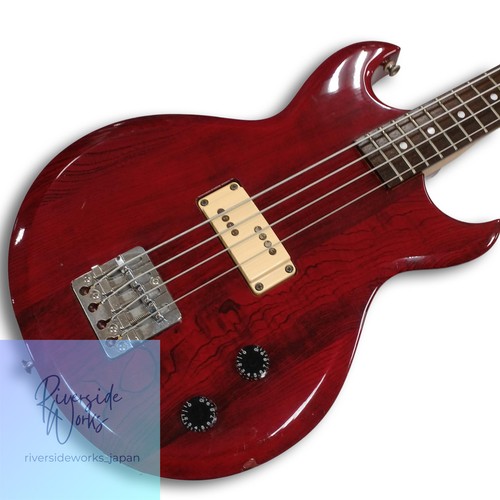 Guitare basse électrique