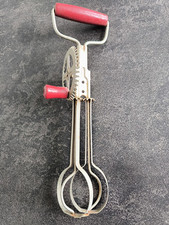 Ancien Batteur à Main Fouet