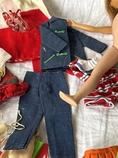 Poupée Vêtements Et