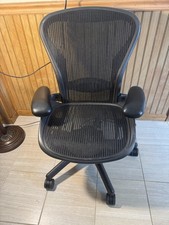 Herman Miller Aeron Mesh Desk Chair Size C Fully Adj Lumbar Black Mesh