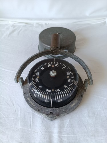 Ancien compas navigation - ancien, de