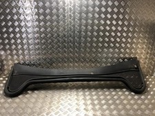 Baie de pare brise FORD FOCUS