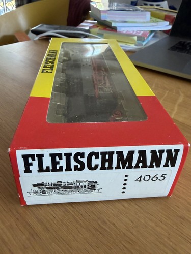 Fleischmann locomotive - locomotive, À