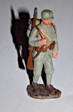 FIGURINE HACHETTE  SOLDATS DE