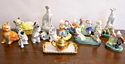 Lot objets vitrine chien - lot, chien/