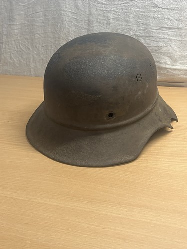 Ancien casque allemand - ancien,