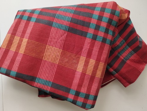 Tissu écossais rouge et - un,