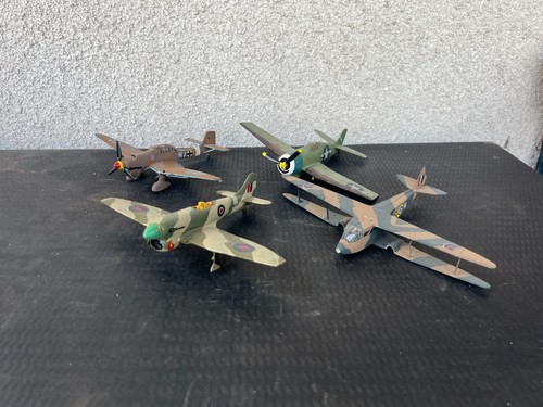 Lot maquettes d avions - de,