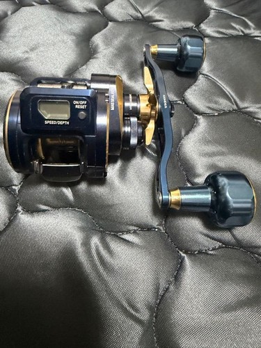 Moulinet pêche daiwa 21 - pêche,