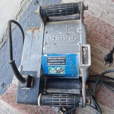 rainureuse à béton