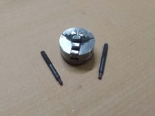 Mandrin à 3 mâchoires