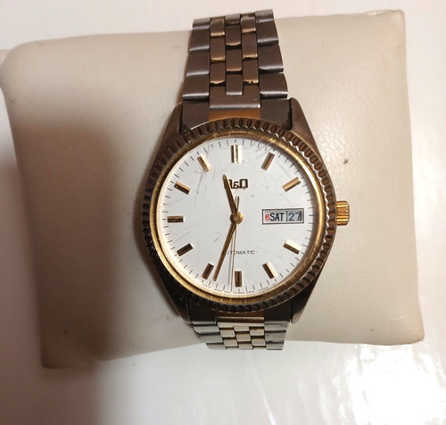 Montre q - (by, citizen)