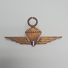 Panama Foreign Insignia Para Jump Wings Split Wreath