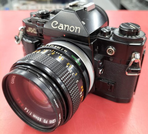 Canon camera - 50mm, f4)