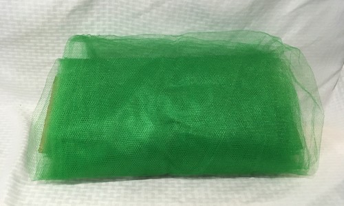 Wide green tulle netting - 72",