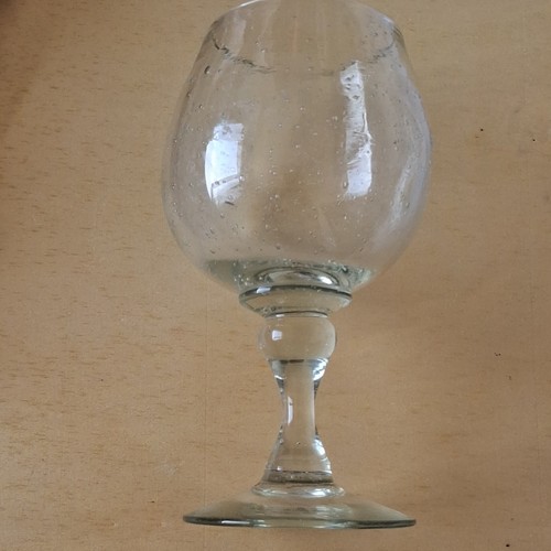 Vase sur pied - en, verre