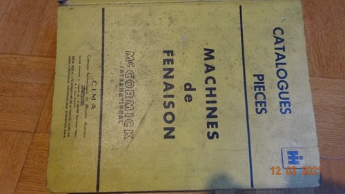 Classeur catalogues - 6,