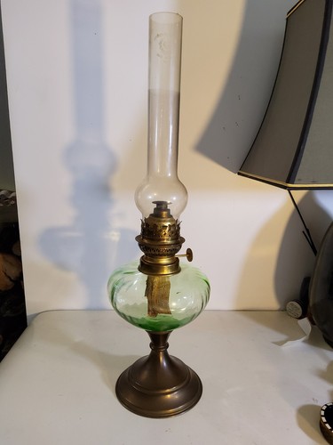 Ancienne lampe petrole - ancienne, a