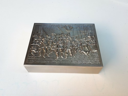 Metal and wooden box for - box,