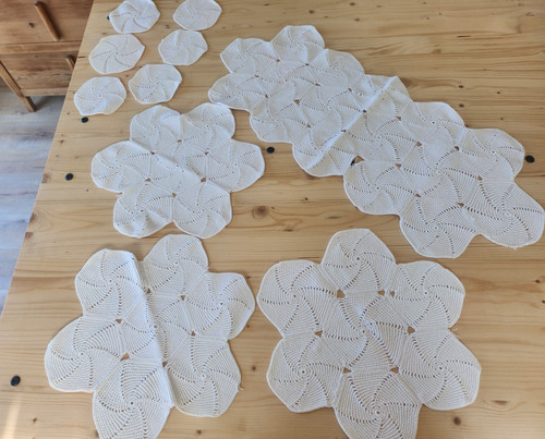 Lot napperons anciens - lot, un