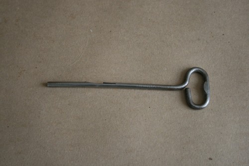 Décapsuleur ancien et ouvre - ancien,