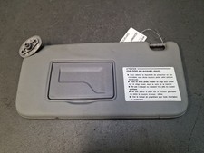 Pare soleil avant gauche -