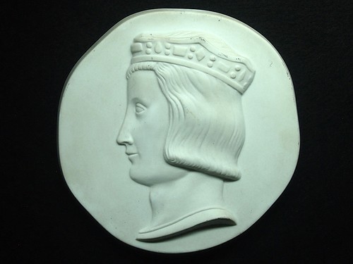Medaillon bisc porcelaine - bisc., jm