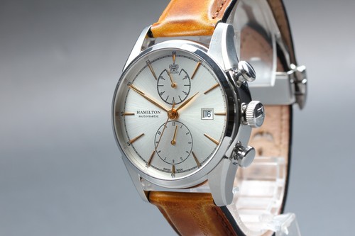 Presque comme neuve montre - comme, neuve]