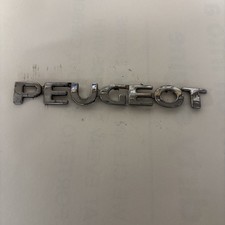 PEUGEOT 206 CC REAR PEUGEOT BADGE 04 REGGENUINE PEUGEOT PARTS