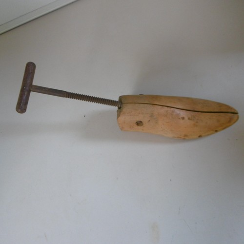Ancien embauchoir chaussure - ancien, a