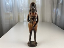 Figurine de collection en bois