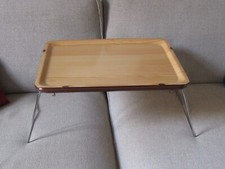 ancien plateau pliant de lit
