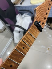 4a Reverse headstock floyd nut Roasted flame maple 22frets electric guitar neck。