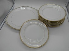 SERVICE A GÂTEAUX  PLAT & 10