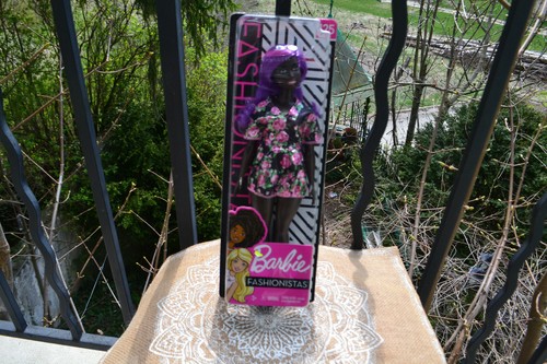 Poupee neuve barbie - poupee,